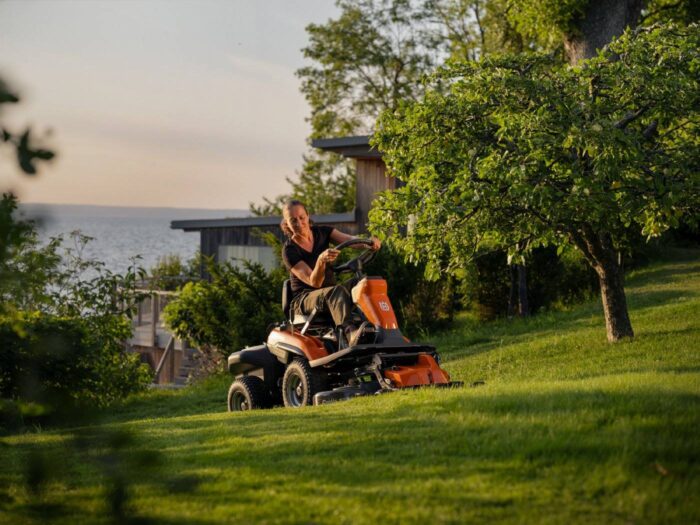 Husqvarna Akku-Frontmäher R 200iX AWD - Modell 2025 - Image 6