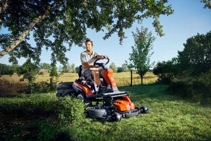 Husqvarna Akku-Frontmäher Rider 200iX – Grundgerät ohne Mähdeck – Modell 2025 – Bild 12