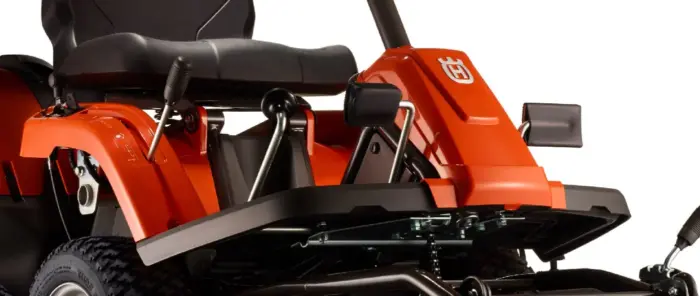 Husqvarna Frontmäher R 112C mit Mähdeck Combi 85 - Modell 2025 – Bild 4