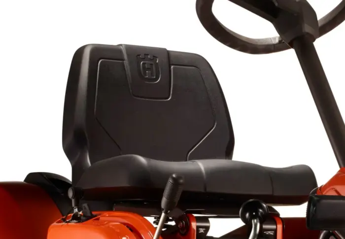 Husqvarna Frontmäher R 112C mit Mähdeck Combi 85 - Modell 2025 – Bild 7