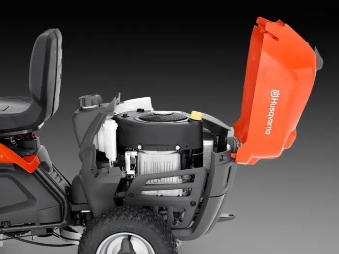 Husqvarna Frontmäher R 112C mit Mähdeck Combi 85 - Modell 2025 – Bild 8