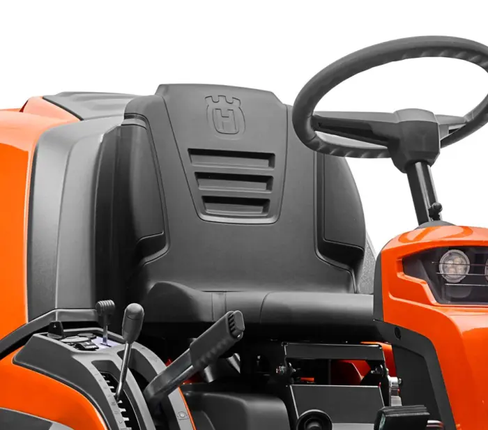 Husqvarna Profi Allrad-Frontmäher RC 320Ts AWD – Modell 2025 (Grundgerät ohne Mähdeck) – Bild 8