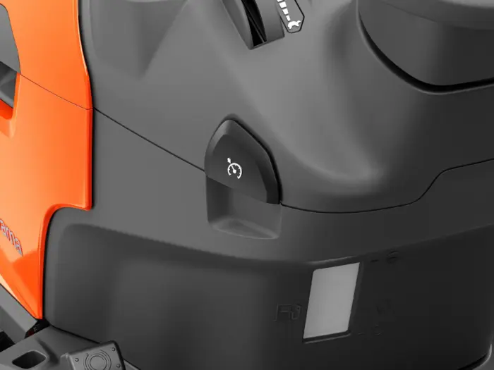 Husqvarna Rasentraktor TC 220T – Modell 2025 – Bild 10