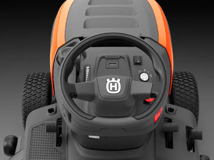 Husqvarna Rasentraktor TC 220T – Modell 2025 – Bild 8